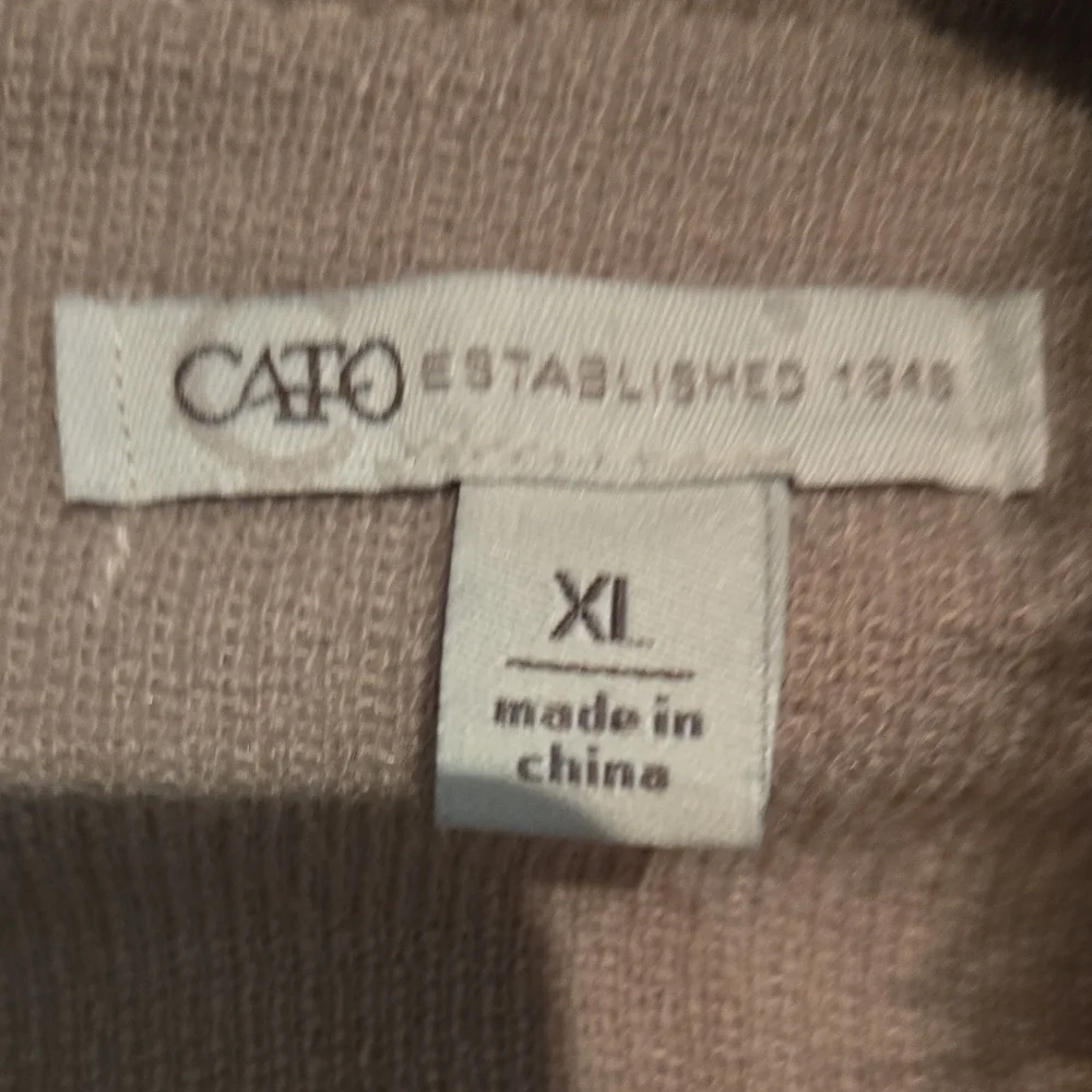 Cato Cream Sleeveless Cardigan with Faux Fur Trim - Picture 2 of 4